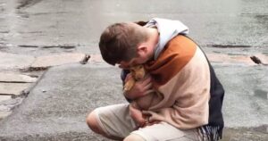 Man Embraced Pesky Stray While Others Simply Shooed Her
Away